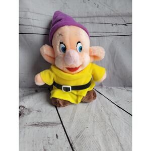 Vintage Disney Disneyland Snow White & The Seven Dwarves 7" Plush Dwarf Dopey